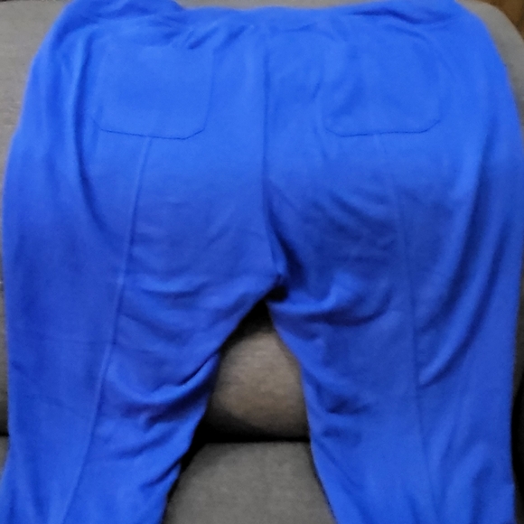 1X blue pull on sweatpants just above ankle length. - Picture 1 of 4